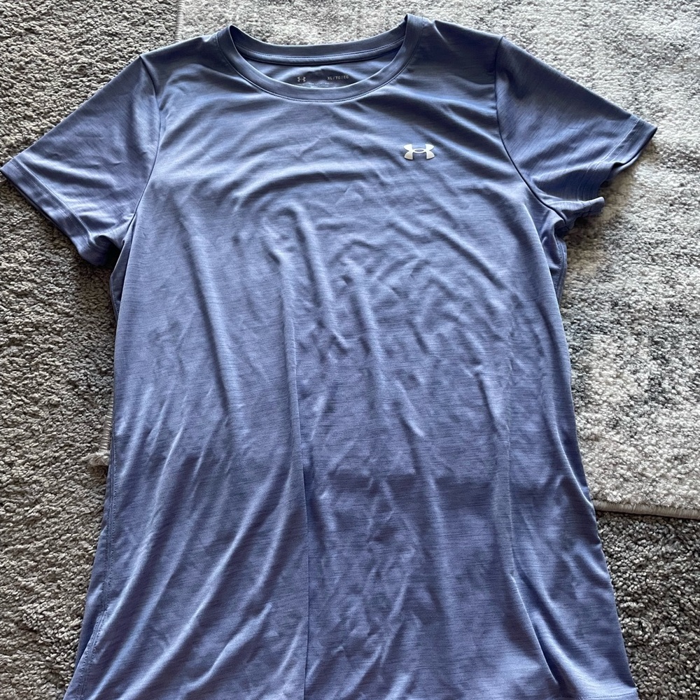 Under Armour Women's Short Sleeve Tee in Light Blue